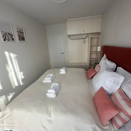 Exclusive In Belmare Apartment